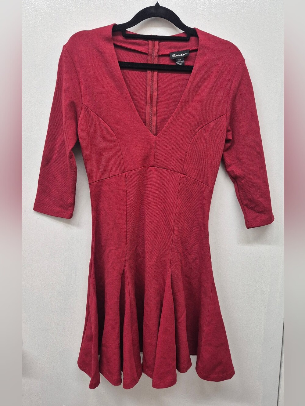 🌼5$/20 Seductions Crimson V-Neck Fit & Flare Long Sleeve Dress